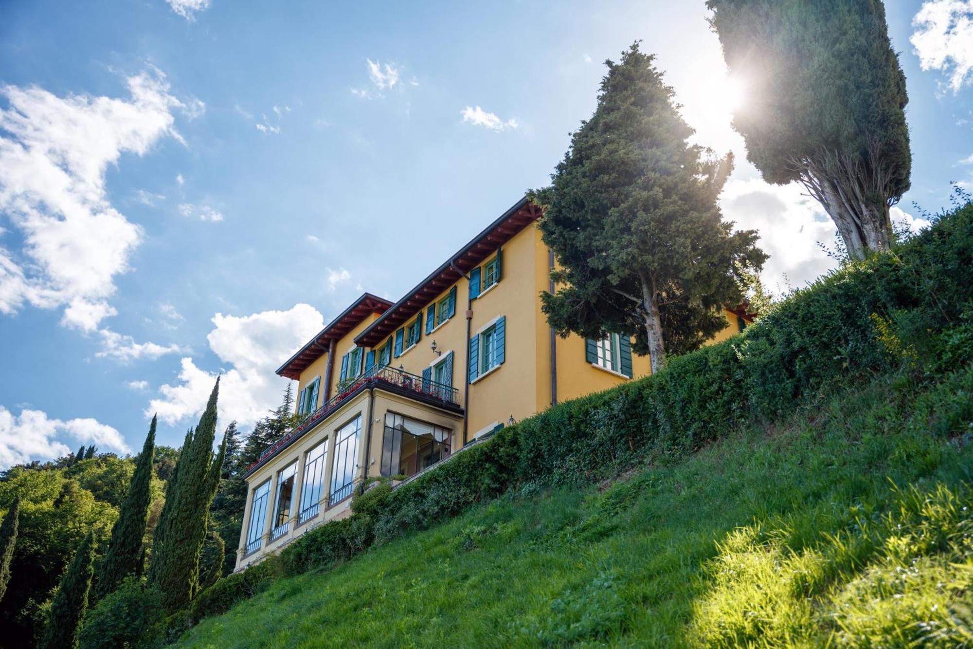 Boutique Hotel Villa Sostaga 가르냐노 외부 사진